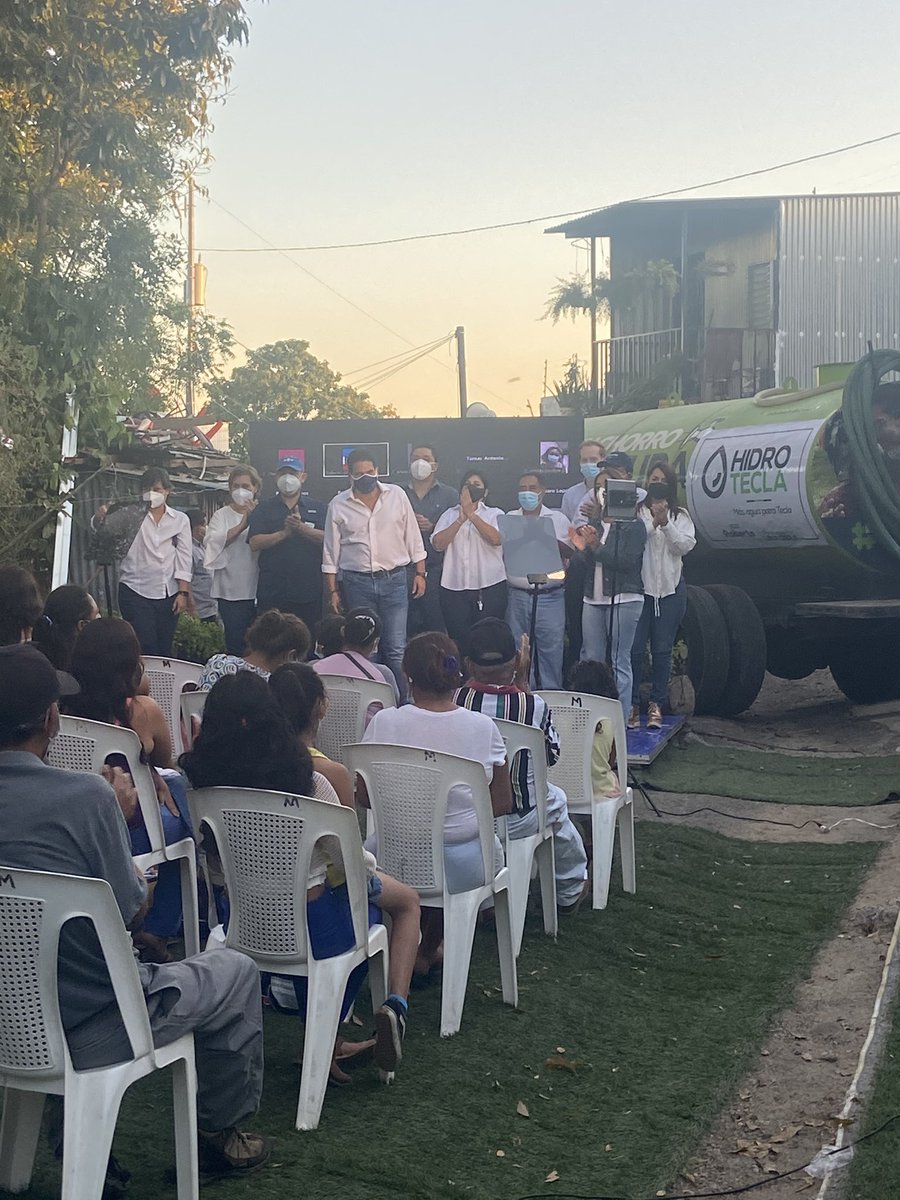 karlabmoncada's tweet photo. Los tecleños damos fe de la ineficiencia de ANDA. 
Hidrotecla, gran iniciativa de @rdaubuisson para darle soluciones a las necesidades de sus ciudadanos. Cuenten con mi apoyo en obras como estas que traen tanto beneficio.

#SantaTeclaNosUne
#ElTurismoNosHaceGrandes 
#VotaCasilla6 https://t.co/hhiifRojxp