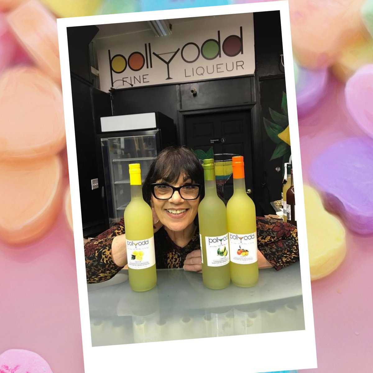 We’d love to be apart of your Valentine’s Day plans. Call and schedule a pickup appointment to come see me🌹