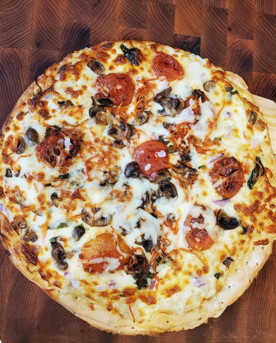 Another new place for pizza is the @memphischessclub! They bake their own bread, too. More info -->>  https://bit.ly/37flCmt   #NationalPizzaDay