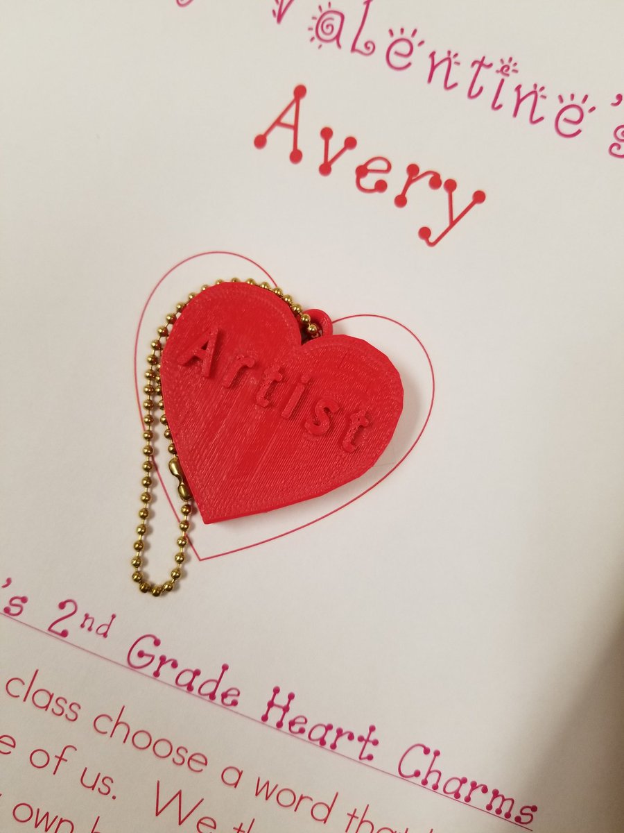 Can you virtually teach 2nd graders how to design in 3 dimensions?  YOU BET YOUR BIPPY YOU CAN!!  Look what my and <a href="/DearMrsMiller/">Kristin Miller</a> 's #BubbleGumBrains did❤🤓❤ ##BBRocks <a href="/BB_Falcons/">Erinn Mahoney</a> <a href="/dr_roselle/">Kelly Roselle 📚✏️</a> Let's not waste a minute!