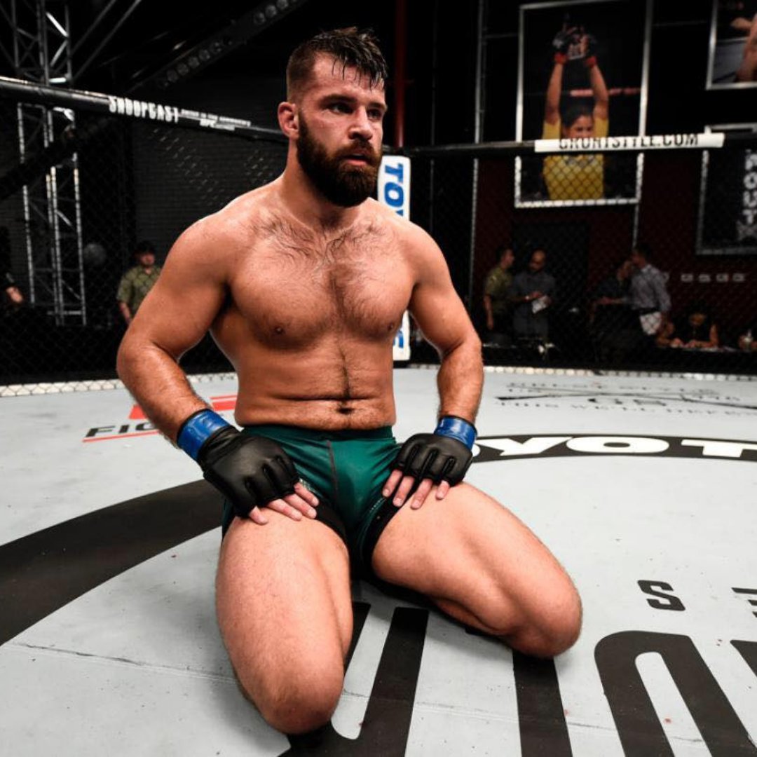 Finally, after 31 long months Drink HRW Warrior Julian Marquez is set to make his return this Saturday against Maki Pitolo. Julian started his UFC tenure in style, landing a devastating head kick win on DWCS and then earning a submission victory in his UFC debut. #drinkhrw