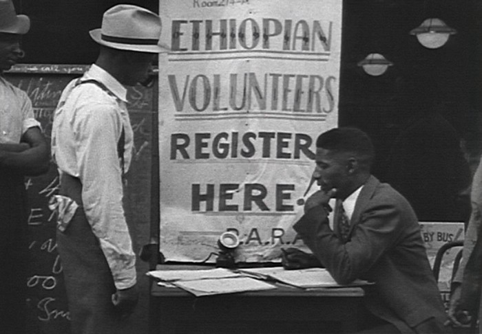 THREAD: In 1935, as Ethiopia braced for a war with Fascist Italy, African Americans from Harlem to Chicago and beyond rose in support of the African nation.  #BlackHistoryMonth    #Ethiopia  #WWII  #Italy  #Fascism