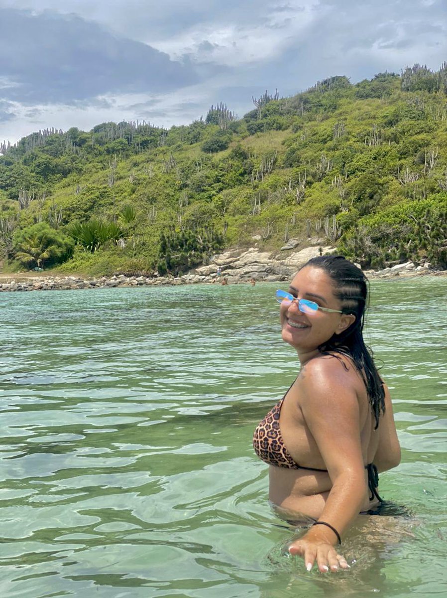 _laauraamaral's tweet photo. 🌊💙 https://t.co/ujmGssKn0t