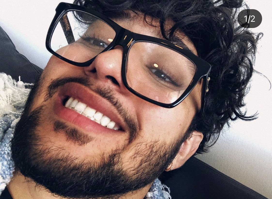 sooupy_1's tweet image. Su sonrisa me da mil años de vida 🔆