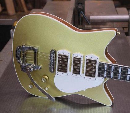 Bigsby (@bigsby) on Twitter photo An out-of-this-world creation from <a href="/frank_brothers/">Frank Brothers Guitar Co.</a> with a #BigsbyB5. Happy #TailpieceTueday! #repost
-
<a href="/frank_brothers/">Frank Brothers Guitar Co.</a> Here is a crazy cool custom Signature Model in Harvest Gold! An out-of-this-world creation from <a href="/frank_brothers/">Frank Brothers Guitar Co.</a> with a #BigsbyB5. Happy #TailpieceTueday! #repost
-
<a href="/frank_brothers/">Frank Brothers Guitar Co.</a> Here is a crazy cool custom Signature Model in Harvest Gold!