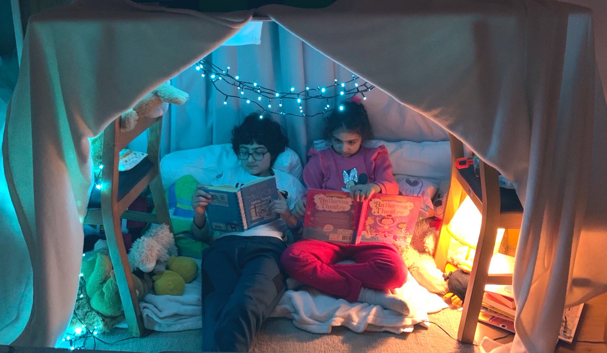 Reemhakim_'s tweet photo. Our reading fort 📖 🥰@stsilasschool https://t.co/zmV7IYVPOU