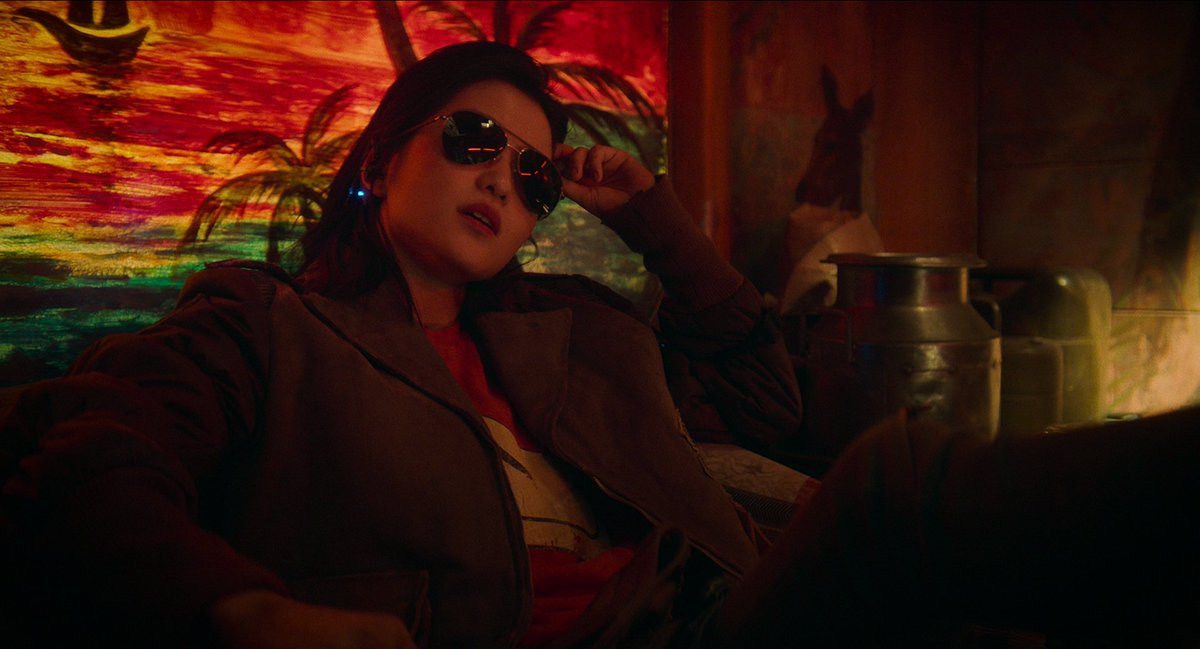 NetflixTudum's tweet photo. Kim Tae-ri, from scheming servant in THE HANDMAIDEN to badass space captain in SPACE SWEEPERS https://t.co/XcxiXNmWEe