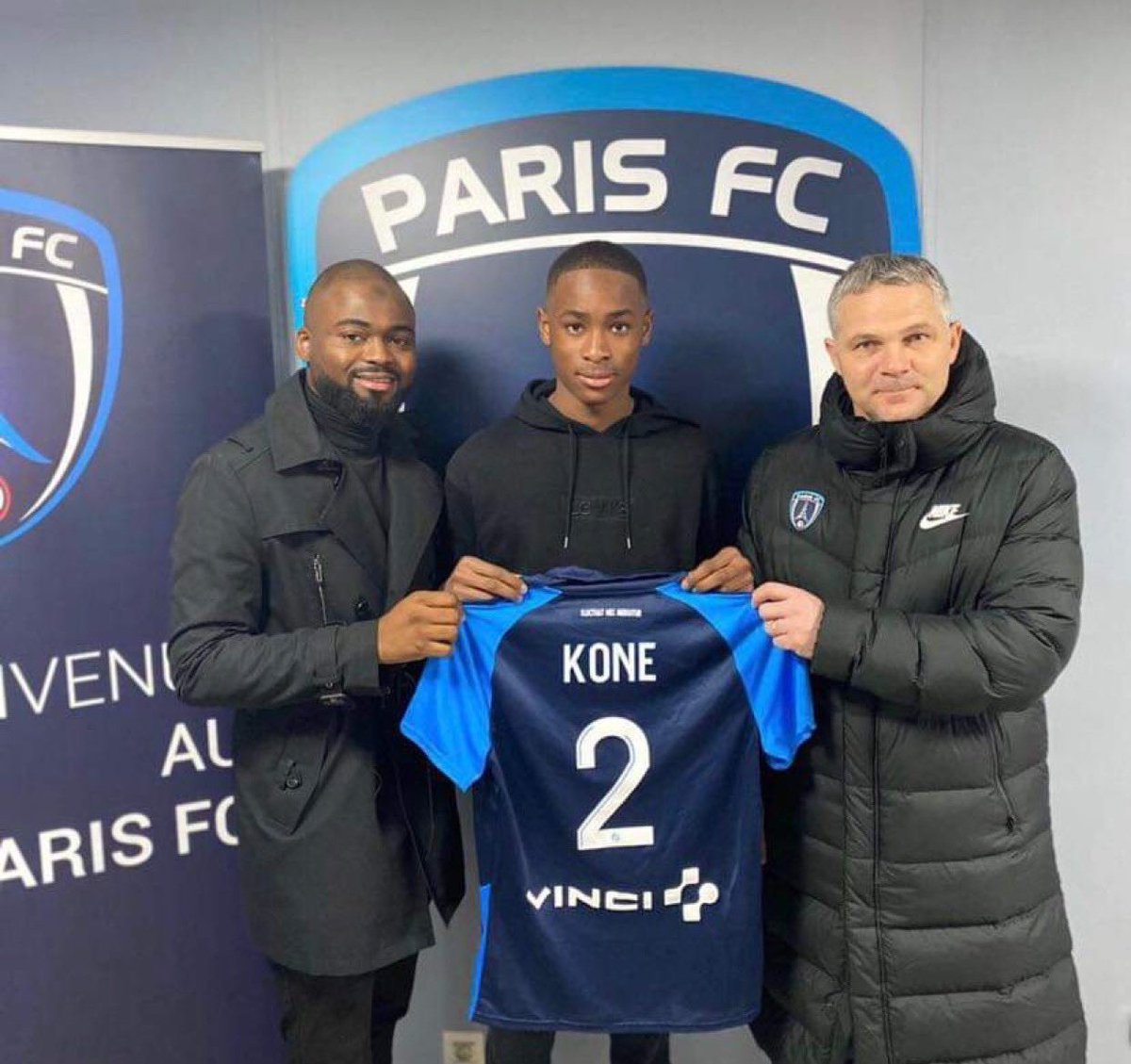 racing_cff's tweet photo. 🔄 Abdoul Koné, joueur de nos 𝗨𝟭𝟲, rejoint le @ParisFC.
Abdoul, le 𝙍𝙖𝙘𝙞𝙣𝙜 te félicite et te souhaite beaucoup de réussite pour cette nouvelle aventure. 💪🏼
#MadeInRacing | #CieletBlanc 🔵⚪ https://t.co/yF61tlsx3K