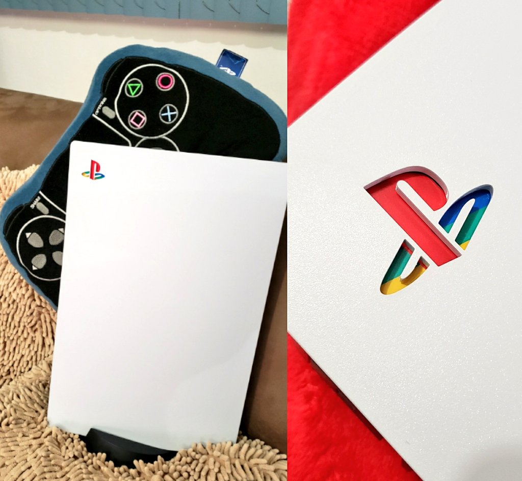 PrincipeGamer_'s tweet photo. ¡This is amazing! 🤩 
As always 10/10 @ToastyStickers 👏🏻 exactly what I wanted for my
#PlayStation5 #HasNoLimits still glossy but now classy and protected 😌☝🏻 https://t.co/5TUfzkWjdj