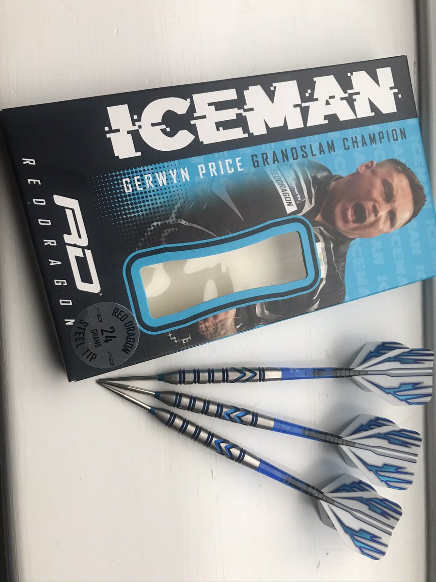 They work! #180 successfully chucked with my new <a href="/Gezzyprice/">Gerwyn Price</a> darts 🎯🏴󠁧󠁢󠁷󠁬󠁳󠁿🥳#LockdownLobbing #GWAAAANN