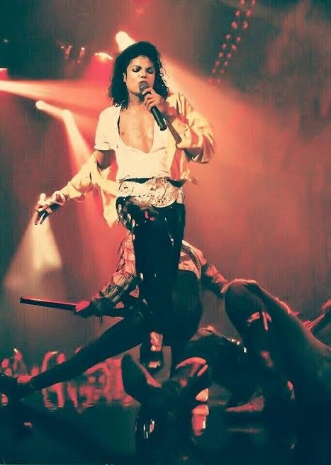 carmelamorelli1's tweet photo. 👑 God of Pop 👑 https://t.co/kGXHy2ow75
