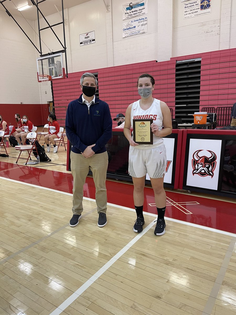 apyunc98's tweet photo. Congratulations Shaena!!! She is one of the five recipients of the Bill Lee Scholarship!! #govikings @NWGuilfordWBB @NWGHS @GCSchoolsNC https://t.co/9xNQOeSc7b