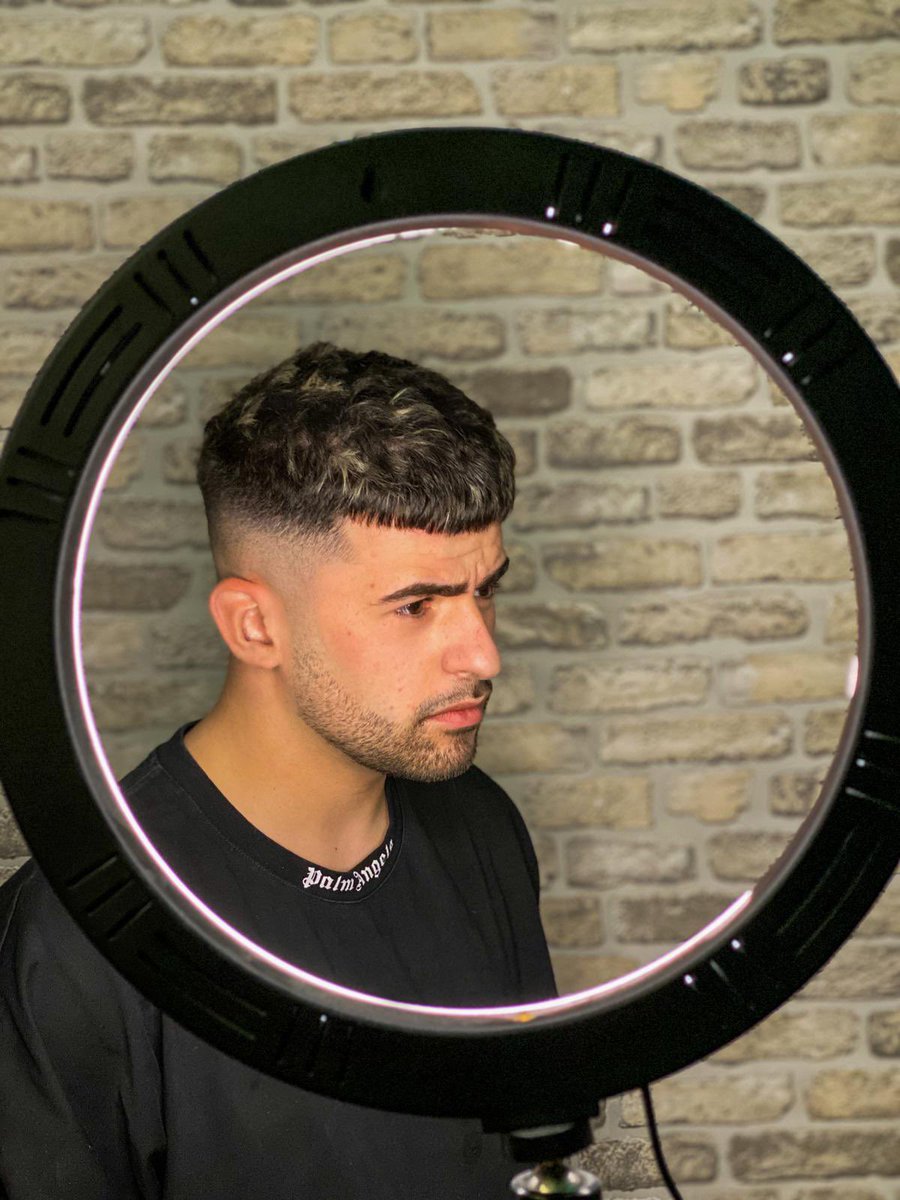 Aqui también!☺️ <a href="/isaactorrado6/">Isaac Torrado</a>🚀 
💈#barbershop #barber #barbers