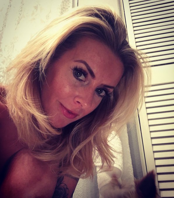 $3 dollar sale!!!! One day only 👇🏼👇🏼👇🏼  https://t.co/u5mQnj6sMj https://t.co/ec42kfJKZQ<a href="/tag/boobies"class="tags"><span>#boobies</span></a>