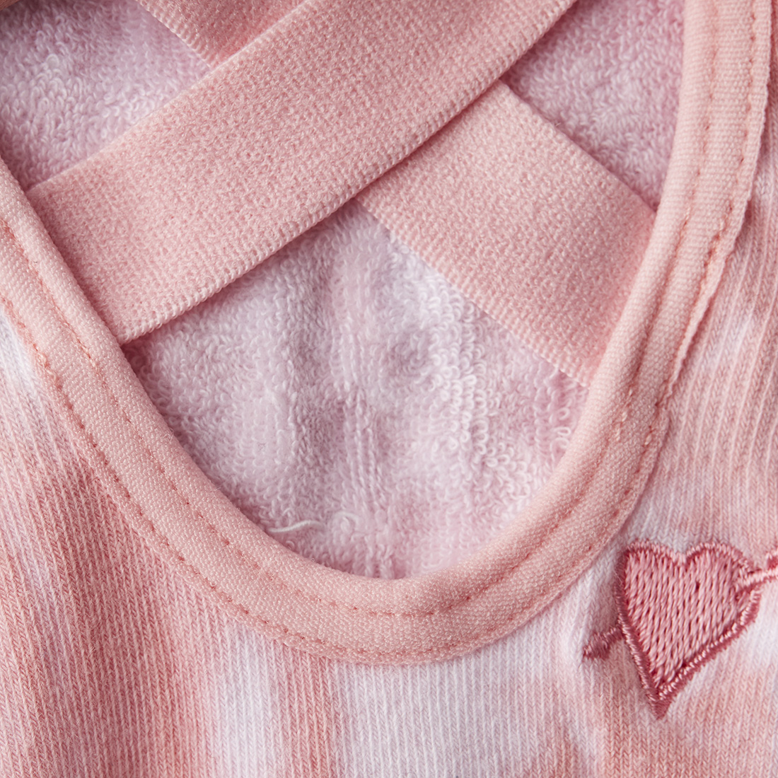 Je t'aime. Ti amo. Te quiero. No matter how you say “I love you," this collection speaks your language. 💘✨ Shop the NEW #LoveCollection now: tavinoir.com