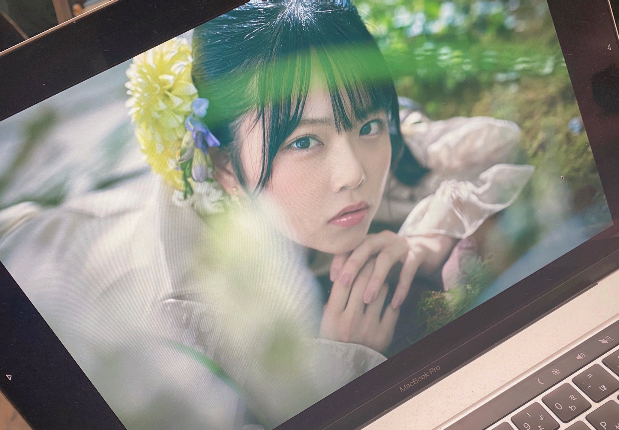 矢野 帆夏 Stu48 おはようございます 独り言で語るくらいなら この付けてるお花の名前 何回か教えて貰ったのに 忘れました また聞いときます 何故か花言葉だけを メモしてる 矢野 帆夏 Stu48 おはようございます 独り言で語るくらいなら この付けてるお花の名前 何回か教えて貰ったのに 忘れました また聞いときます 何故か花言葉だけを メモしてる