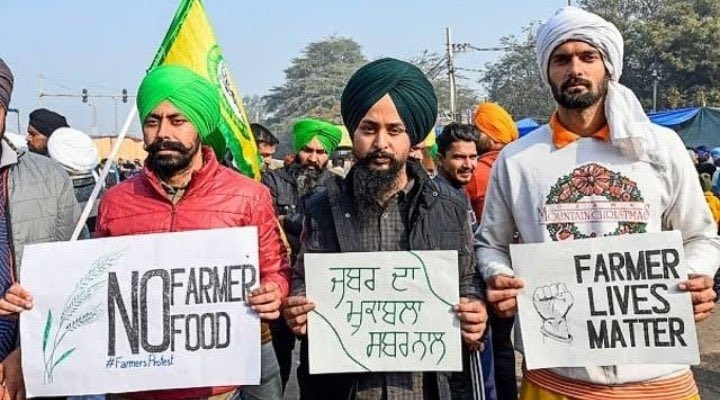 sukhdee35031827's tweet image. We all together support farmers.
#FarmersAboveReligiousHate