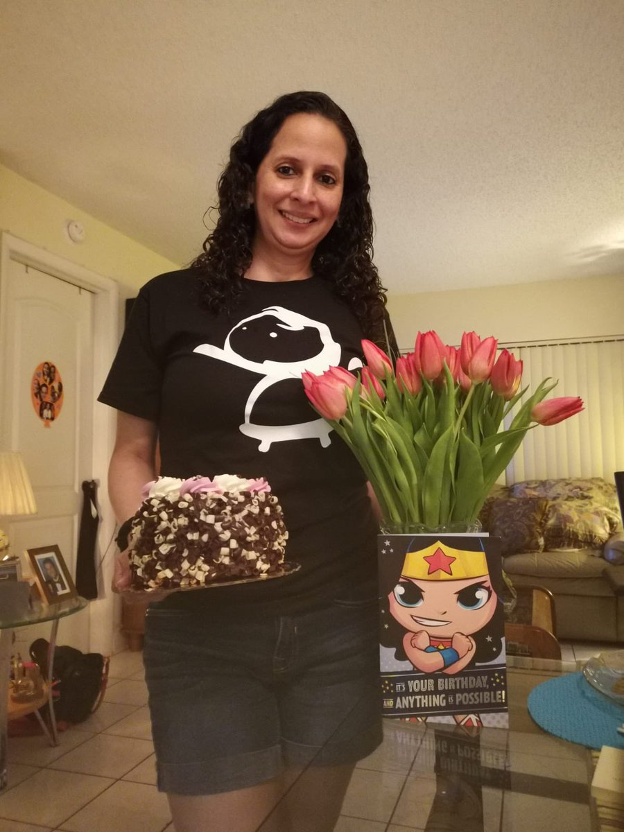 daniarte8's tweet photo. @ricky_martin Loving my @RM_Foundation tshirts 🥰👚💜 #Tautshirt #RickyMartin #RickyMartinFoundation #RMF https://t.co/N2hAig9HsA