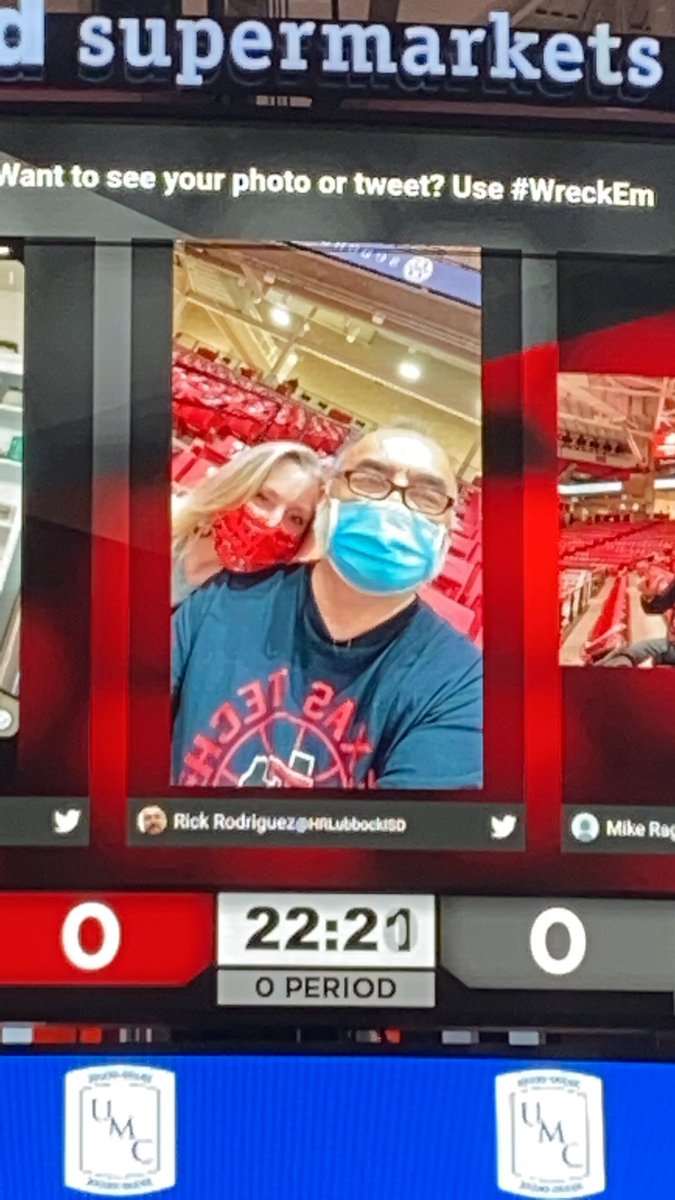 HRLubbockISD's tweet photo. Double trouble! #WreckEm https://t.co/zEWccCwAEp