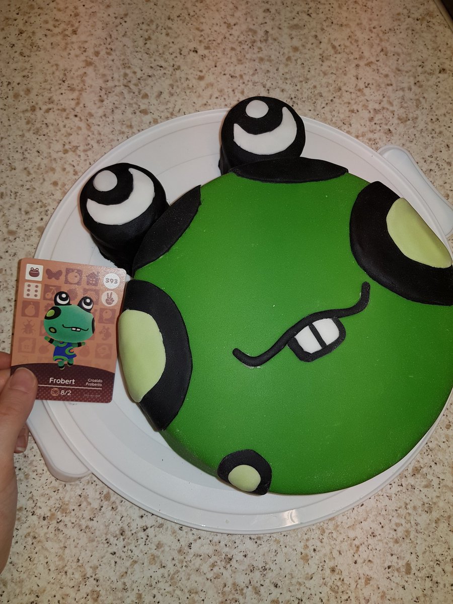 Enchanting_Elk's tweet photo. I MADE A FROBERT CAKE 🐸🎂✨💖 His birthday was yesterday and I only finished it today but I did spent yesterday making the majority of it, so 👀 for my first time using fondant I think he came out ok!! #acfrobert #animalcrossing #frobert #AnimalCrossingNewHorizons https://t.co/WD04Hs6Gcu