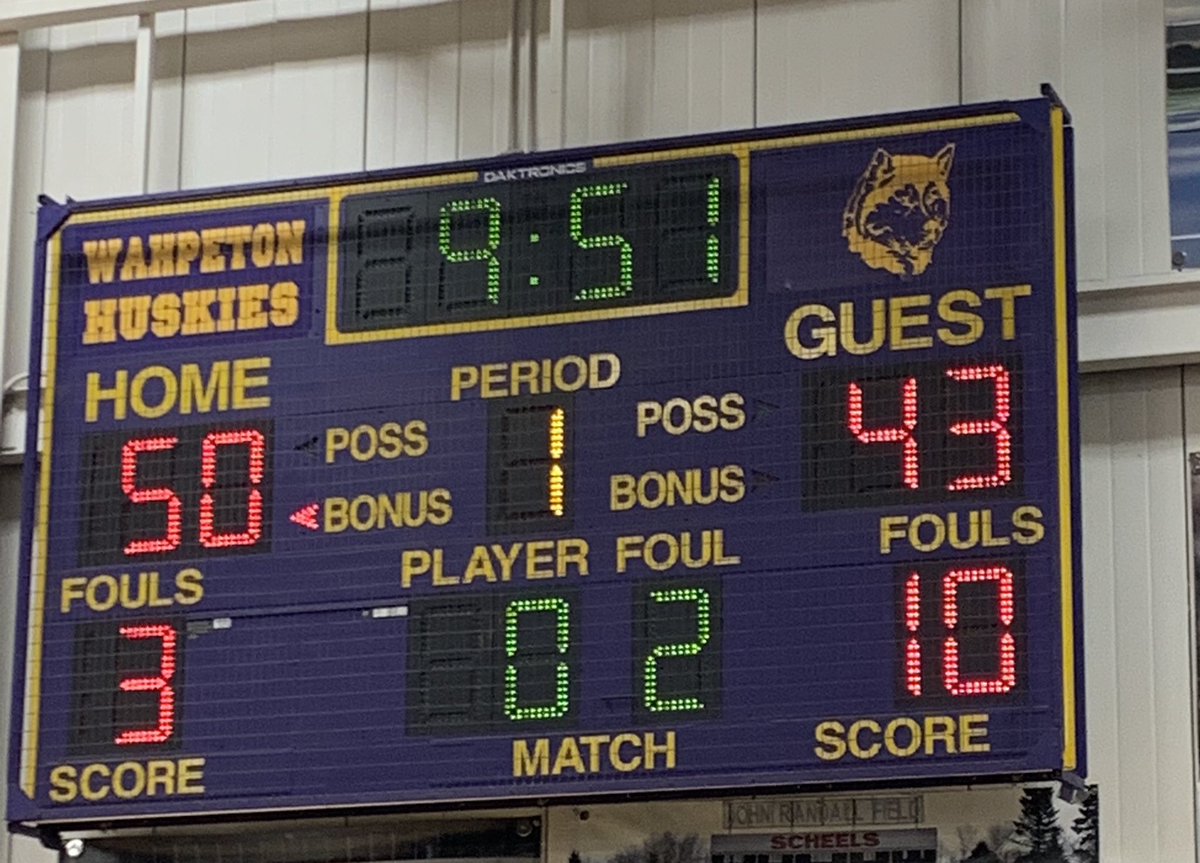 EDC Boys Basketball at the half, we have a shootout!! Wahpeton leads the Riders. #NDPreps #TogetherWeRide