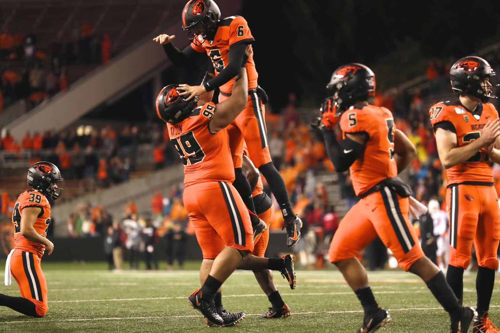 DemarcusHousto4's tweet photo. #AGTG Humbled and Blessed to receive a full ride scholarship from Oregon State University @Coach_Smith @JakeCookus @kefenseh @TFordFSP @PERFORMANCEZON3 https://t.co/9giJKLyYHk
