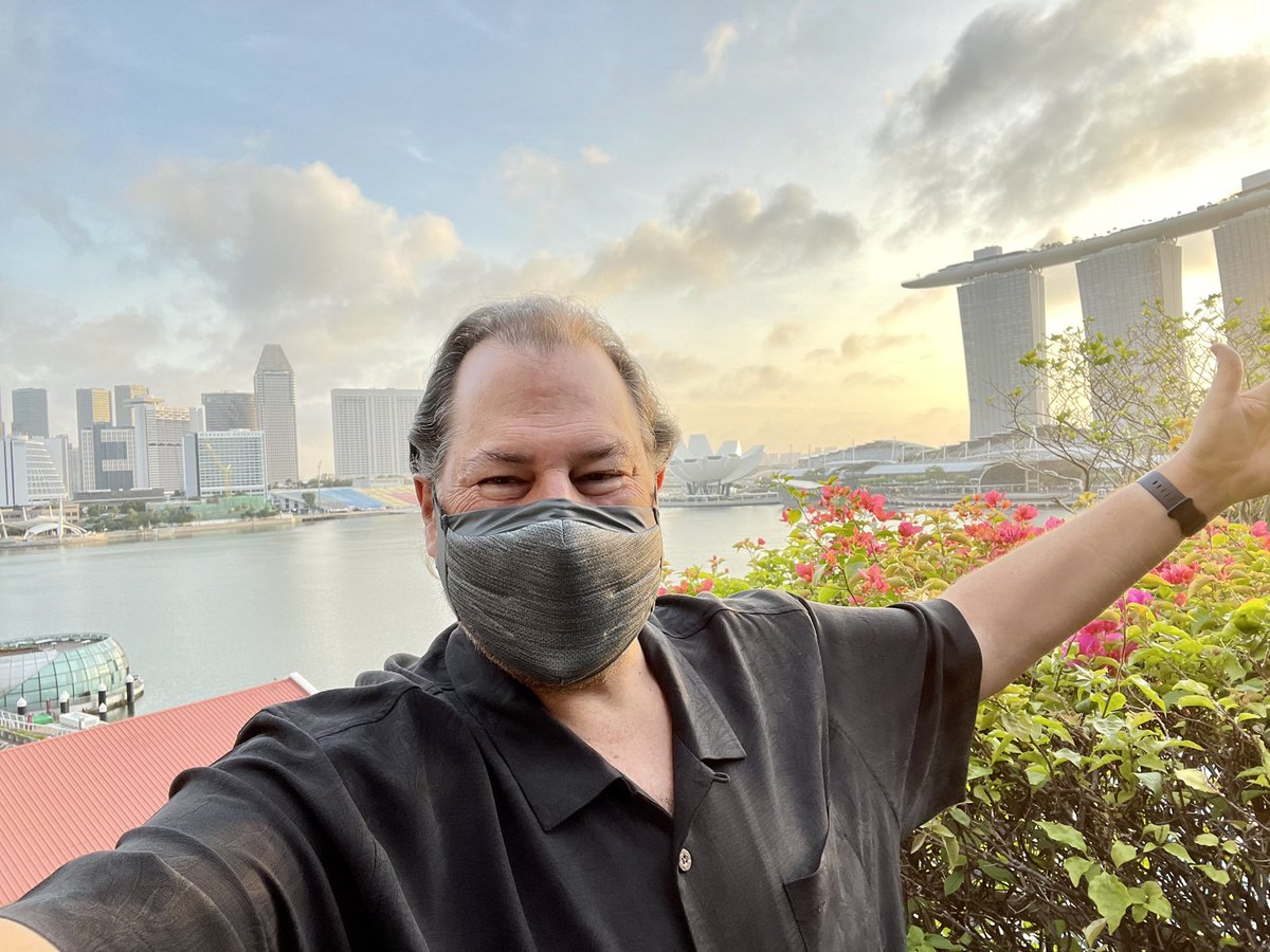 Benioff's tweet photo. My first customer presentation in a year — just happened in Singapore!  So wonderful to be back with the Trailblazers.  It was a family reunion.  Thank you Ohana! ❤️ https://t.co/SCzFKz4hXj