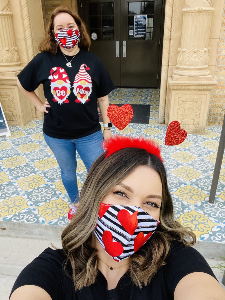 Twin day at Vernon with Mrs. Ramon! ❤️🌎