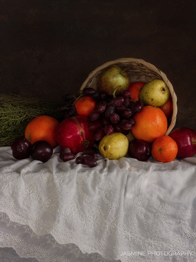 jasminehphoto's tweet photo. Day 10 of lockdown 3 was inspired by dutch masters, again. Not a lot of flowers in-season so I had to turn to my next favourite subject.
#lockdownthree #cambridgephotographer https://t.co/iydwtVnZ9W