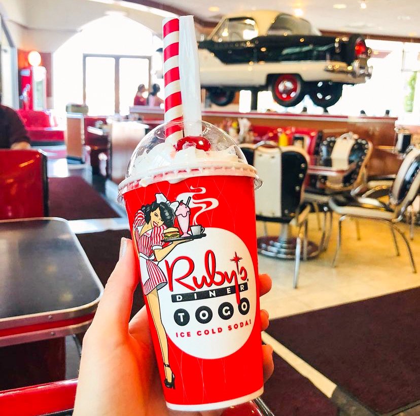 RubysDiner's tweet image. Finish the day off strong with one of our delicious shakes! 🍒✨

Order online: rubys.olo.express