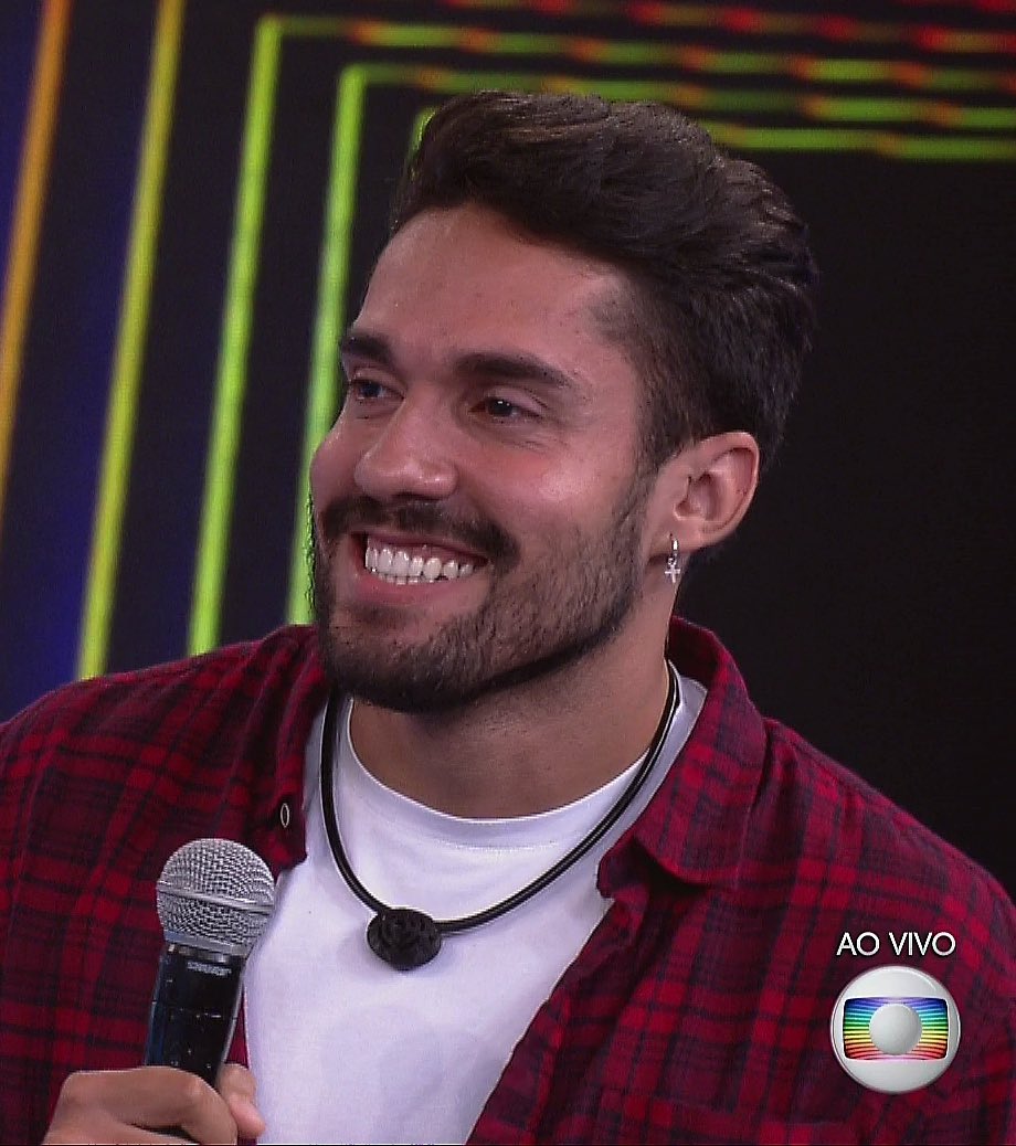 giparisan's tweet photo. Olha o que 5 minutos longe de Karol Conka é capaz de fazer #bbb21 https://t.co/ULBQcogWsS