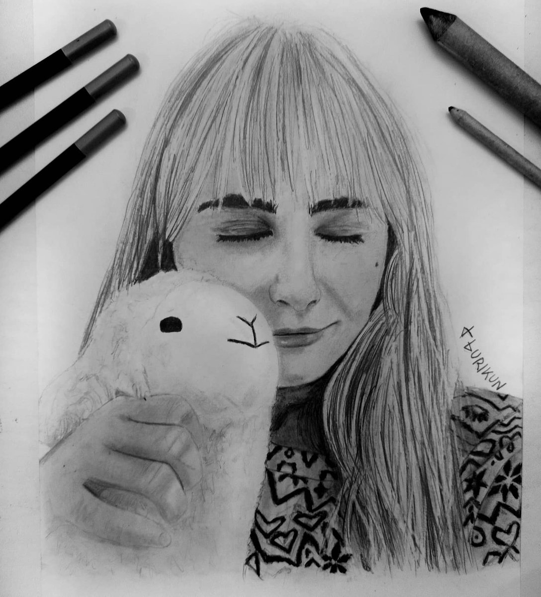 borlakun's tweet photo. My first self portrait!! ❤ https://t.co/9rS470jxlM