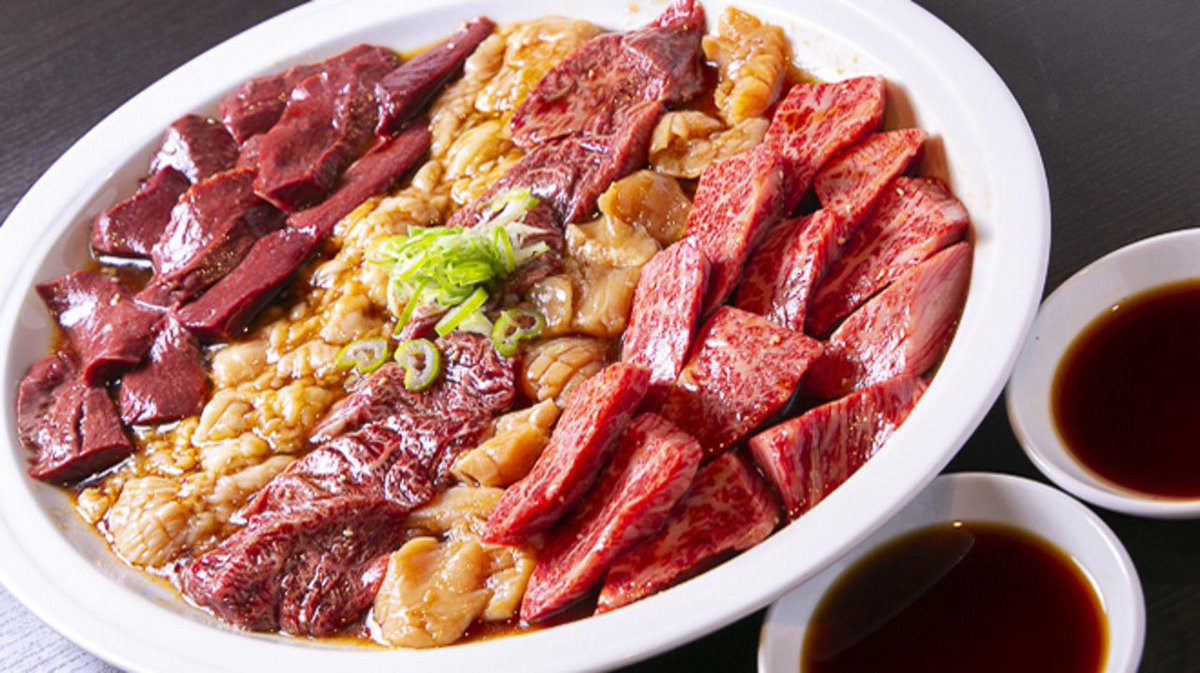 O Xrhsths 大阪タレ焼肉まる29 三軒茶屋 Produced By Athreebo Sto Twitter 当店コースメニューの中で 一番人気でオススメが まる金コース 馬肉 のユッケ 土鍋のご飯 が食べられるのは まる金コースだけなんです さらに時間 無制限 でドリンク飲み放題