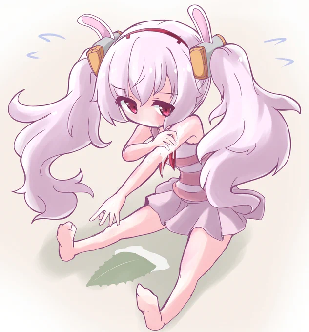 アロエを塗り込むラフィーちゃん 水彩ペン練習でつかってみました。。 #アズレン #ラフィーちゃん 
