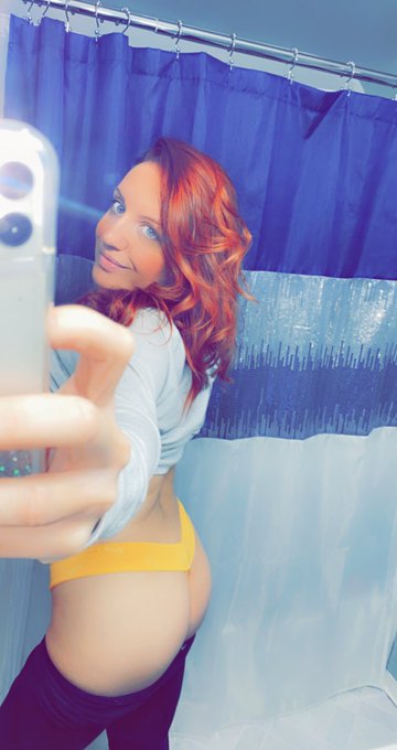 Are you missing my NSFW content?! Why tho?! https://t.co/mKN5i5XHuf https://t.co/JbmBigbBi2