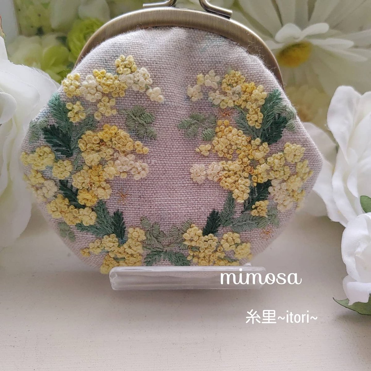 糸里 Itori 刺繍小物を作っています Minne Creema始めました 糸里 Itori です 手刺繍がま口 ミモザ のリース 仕上がりました 刺繍 ミモザ 糸里 Itori 刺繍小物を作っています Minne Creema始めました 糸里 Itori です 手刺繍がま口 ミモザ のリース 仕上がりました 刺繍 ミモザ
