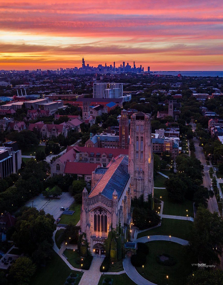 After a great conversation with <a href="/Coach_Cutty/">Luke Cutkomp</a>, I’m blessed to receive my first offer from The University of Chicago!! #AGTG #MaroonMade <a href="/FB_Coach_Wilk/">Chris Wilkerson</a> <a href="/CoachBrownHPSH/">Coach Brown HPSH</a> <a href="/UChicagoFB/">UChicago Football</a>
