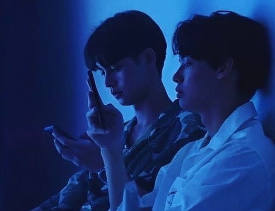 JPansakun's tweet photo. ใครเป็นเหมือนอิฉันบ้างคะ เวลาเจ้าน้องจิ้นกับใคร อิแม่ก็เตรียมเชียร์ แอบเก็บโมเม้นเรือผีของลูกอิฉันกับผู้ชายคนอื่นตลอด ชอบใจทุกครั้งที่มีเรือผี แต่พอเป็น คุณพี่ไปจิ้นบ้าง อิแม่นอยด์แดกเลยค่ะ  😂😂 #winmetawin  #bbrigthvc  #ไบร์ทวิน https://t.co/5Yzb6IHmMH