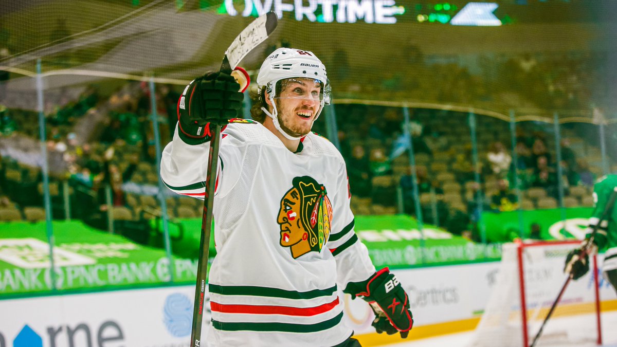 First overtime winner for @pius_suter 😌

#Blackhawks
