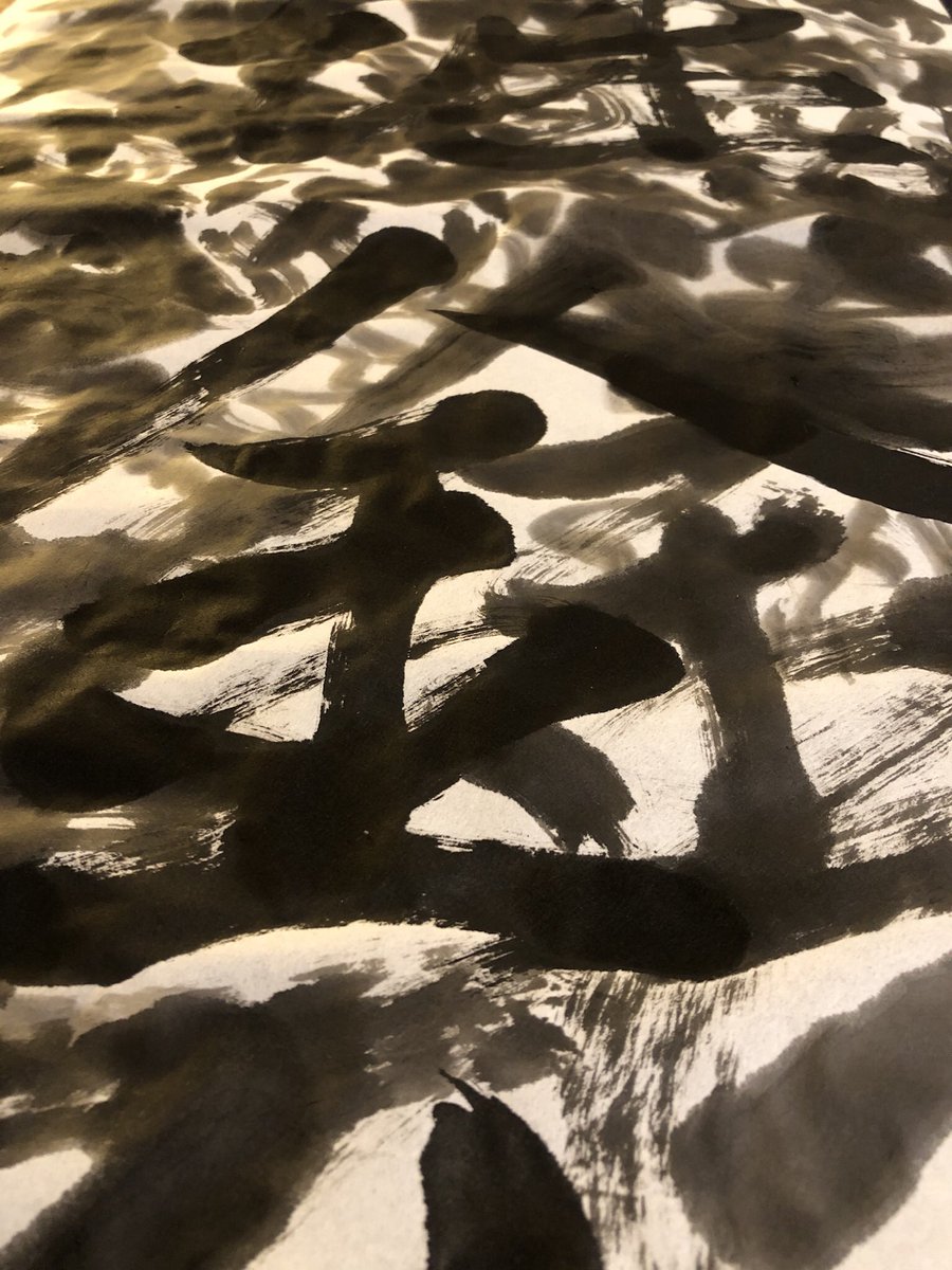  ; I am broken in different places.I've survived a lot. It took time and effort to become whole again, to be able to be filled again.But that's exactly what makes me unique.We could see the Kintsugi as a metaphor for healing ourselves and it teaches us an important lesson