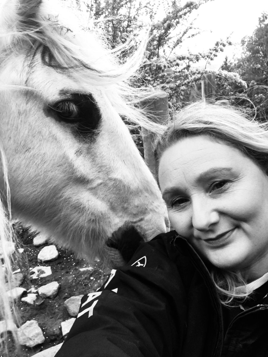 East Lancashire resident praises Pennine Covid Virtual Ward after beating virus at home, "It’s a long, scary process so having someone at the end of the phone was a lifeline and really brought me peace of mind."

Read more ▶️ ow.ly/L7Kk50DwkMC

<a href="/HealthierLSC/">LSC Integrated Care Partnership</a> <a href="/NHSNW/">NHS North West</a>