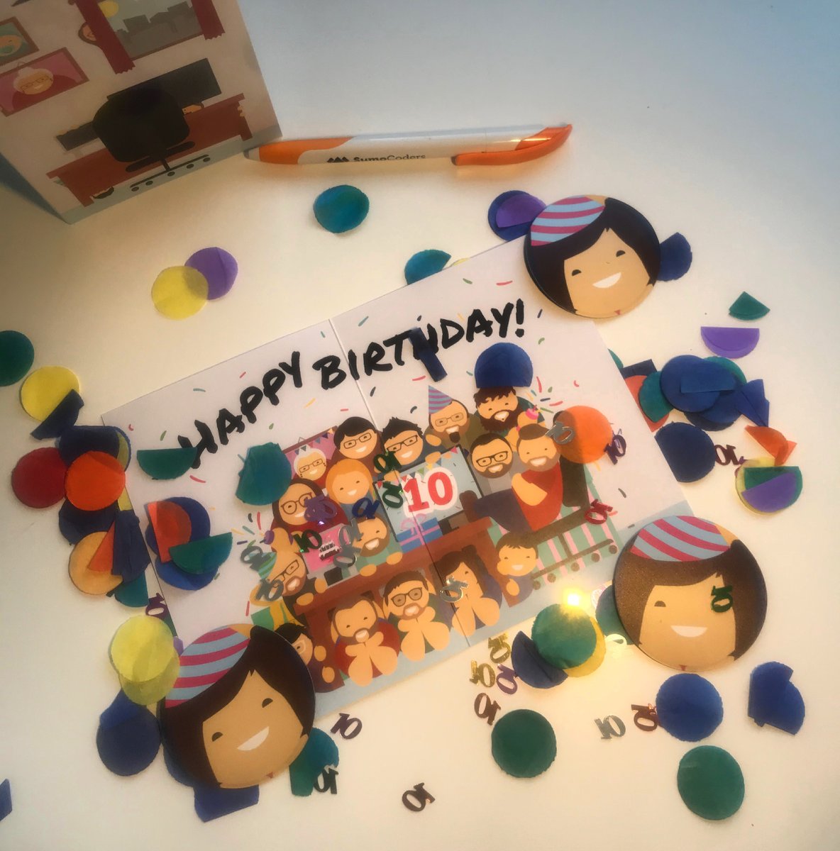 10 jaar, een speciaal jaar. Maar wel met een extra! 🎉#oplettenbijopendoen