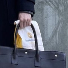 สิ่งเดียวที่กุซื้อตามโดยองได้