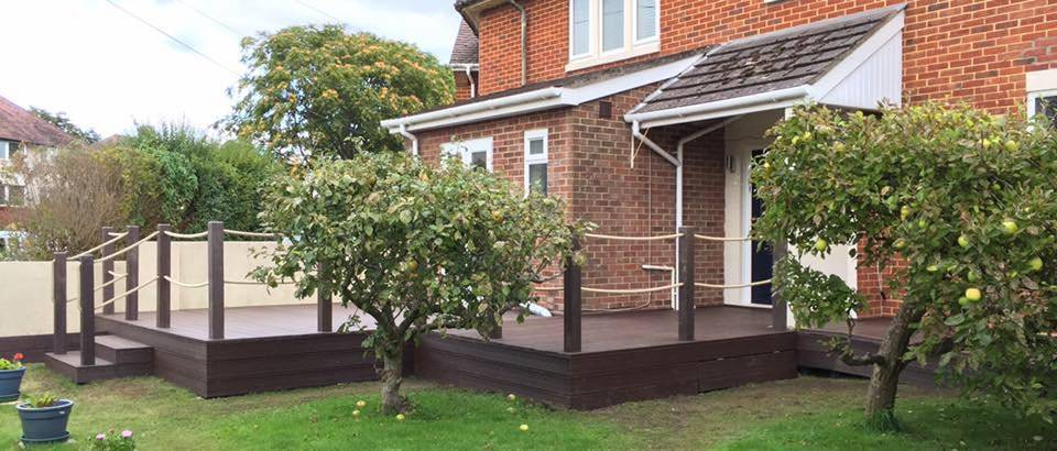 ReformdPlastics's tweet photo. We have all been spending a lot of time at home. So if you feel your garden needs a makeover, why not call us today on 01202 385751 #gardenupgrade  #environmentallyfriendly  #recycling #reformedplastics #maintenancefree #custommade #fullyassembled #strong #durable https://t.co/9gqfSH9ibl