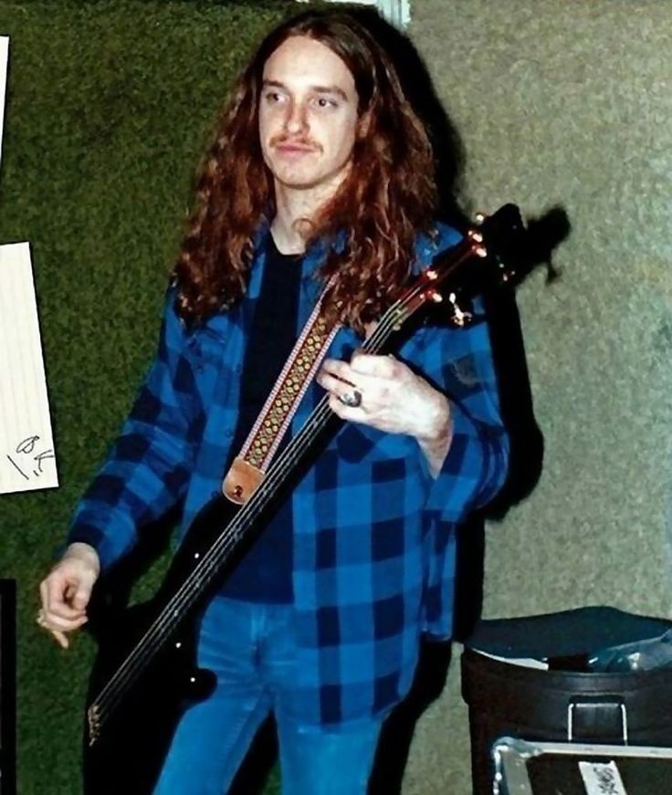 Happy bday to cliff burton, we miss you      