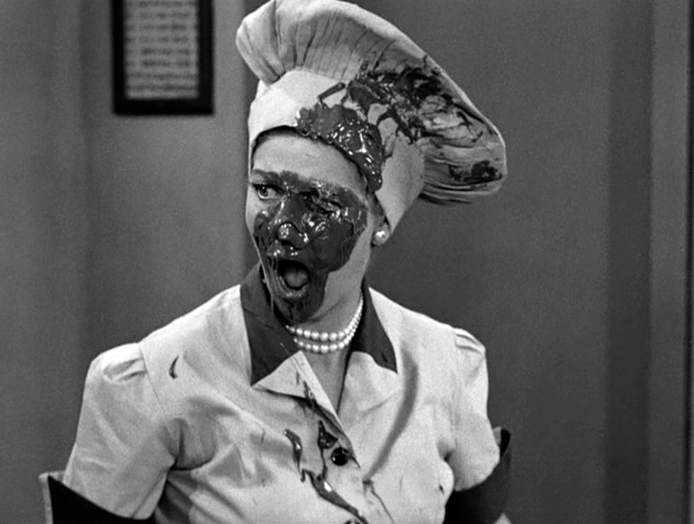 bridgetNsusie's tweet photo. Chocolate has always been traditional on Valentine's Day. Share your preferred sweet treat. Dark, Milk, or White chocolate? Melted or not? Perhaps its something else? Tell us your Sweetcrets!
#locoforchoco
@bhdinehart
@shawsome872
@SusieQZeeLove
#TheBridgetAndSusieShow
#TBLASS https://t.co/uisMss6JSl