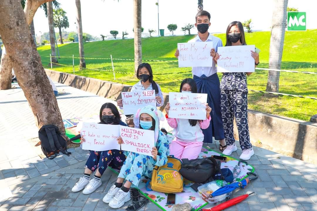 KyiPyarMoe9's tweet photo. #SaveMyanmar
#FightForDemocary
#WhatIsHappeningInMyanmar https://t.co/X0Z07ksGIE