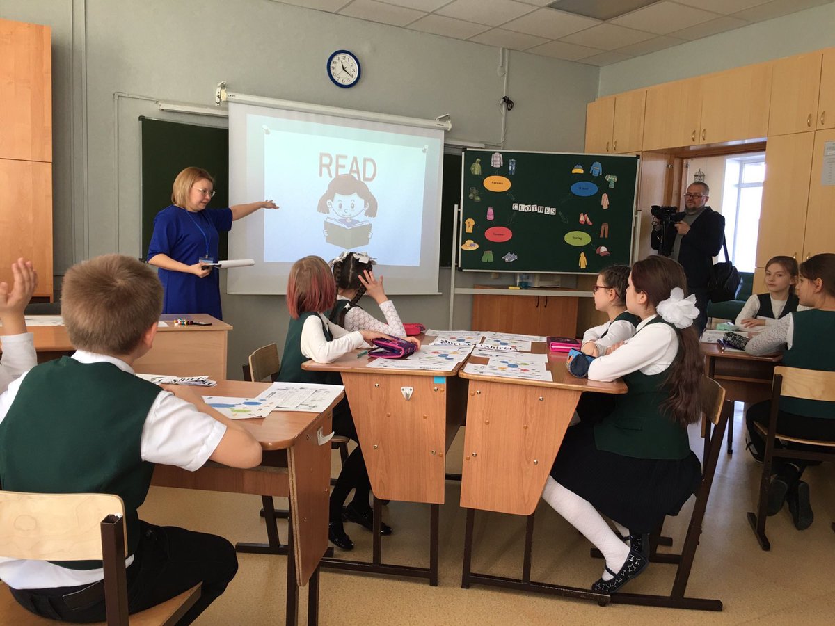 На конкурсе профмастерства «Учитель года Самарской области - 2021» 09.02.2021г. Никитина НВ, учитель английского языка <a href="/shentschool2/">ГБОУ СОШ №2 ж.-д. ст. Шентала</a>,прошла конкурсные испытания «Я – Учитель» и «Учебное занятие».Впереди «Классный час» и объявление пятерки финалистов конкурса.Желаем успехов!