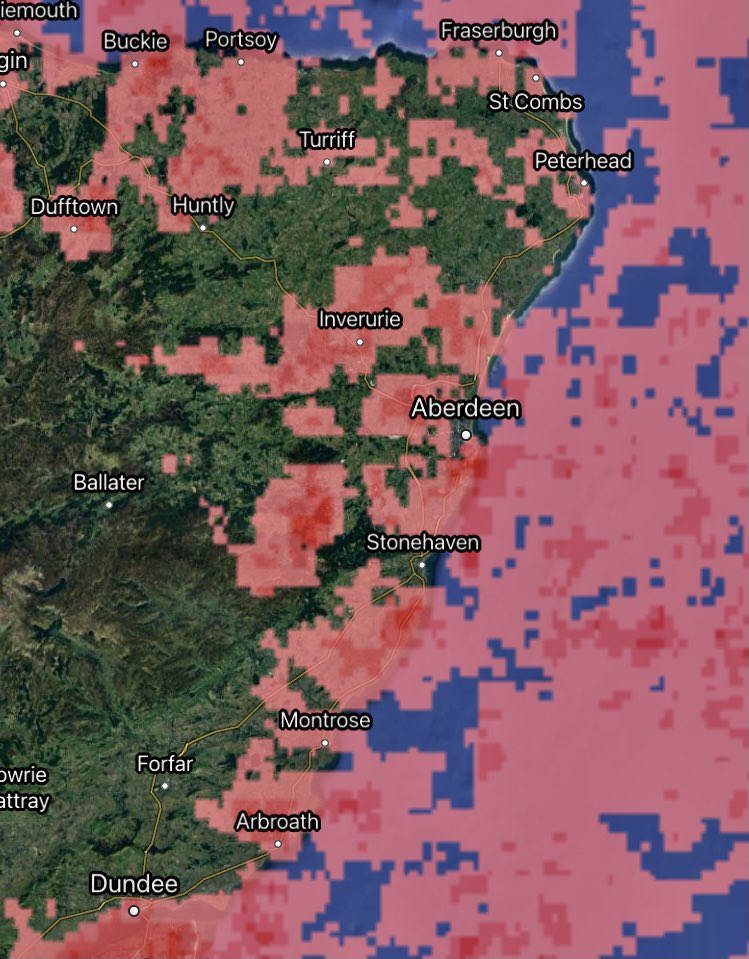 WindyWilson88's tweet photo. Some of these showers will creep further westwards as we go through the morning 

Looks wild out there in the EAST so mind take it easy 

#WindysSnowCheck https://t.co/nXoytHG9ko