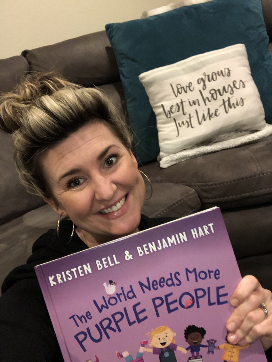 Fav book these days! <a href="/KristenBell/">OG Mickey</a> <a href="/BenjaminHartBOF/">Benjamin Hart</a> #theworldneedsmorepurplepeople